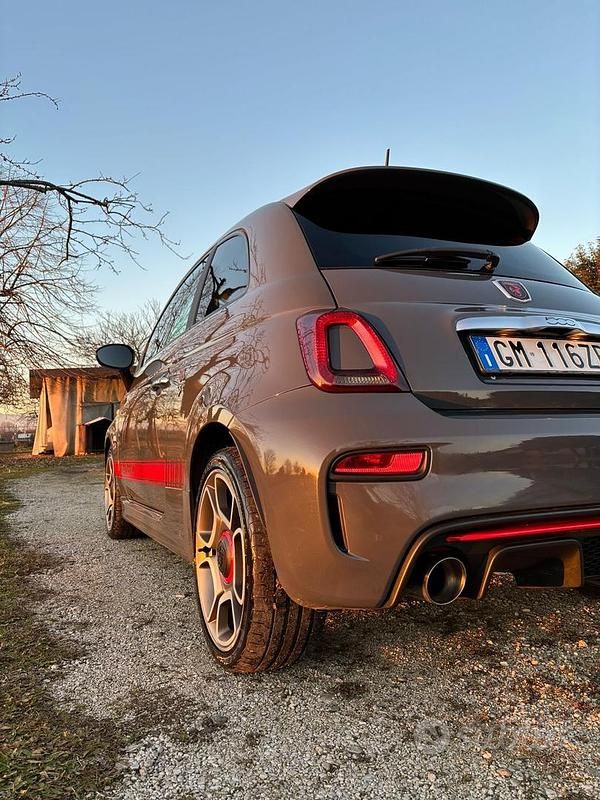 Usata Abarth 595 145 CV (106 kW) 2016 Grigio Utilitaria