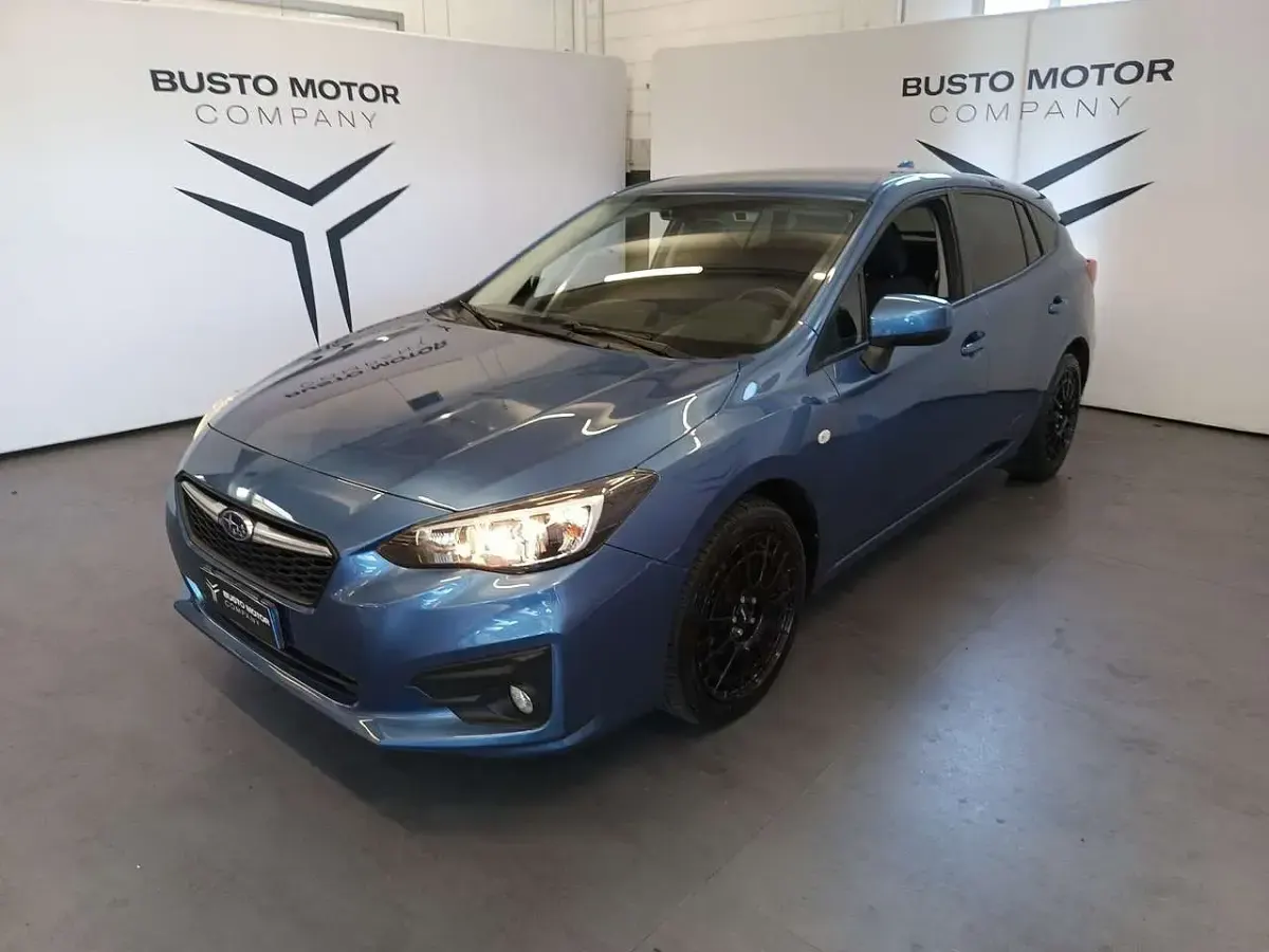 Usata Subaru Impreza Style 114 CV (83 kW) 2018 Blu/azzurro Berlina