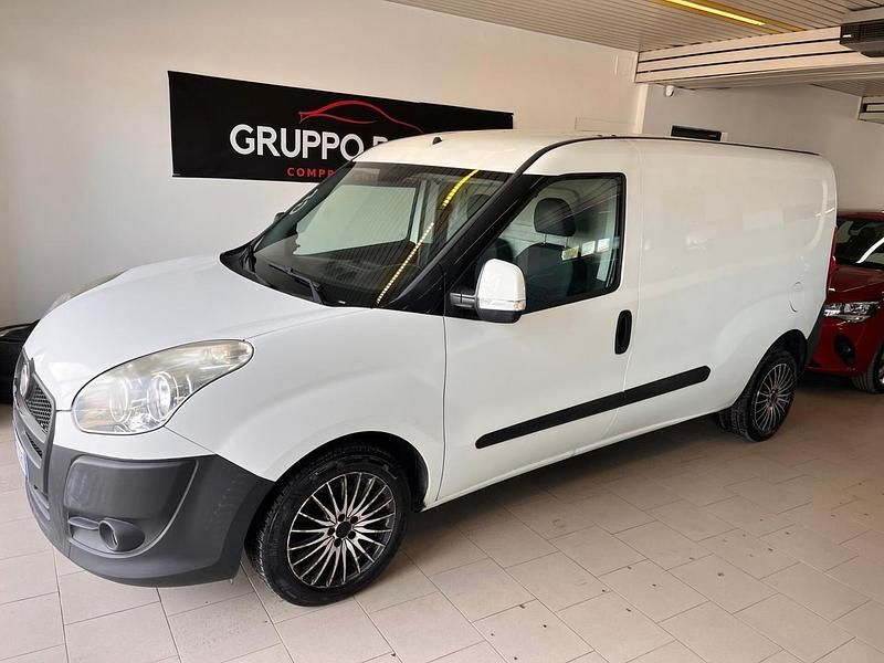 Usata Fiat Doblò 119 CV (87 kW) 2013 Bianco Monovolume