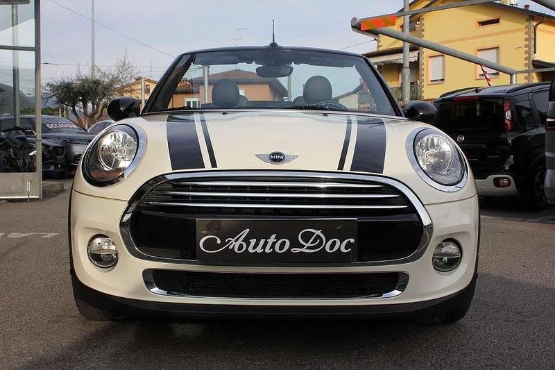 Usata Mini Cooper Cabriolet 135 CV (99 kW) 2016 Bianco Cabrio