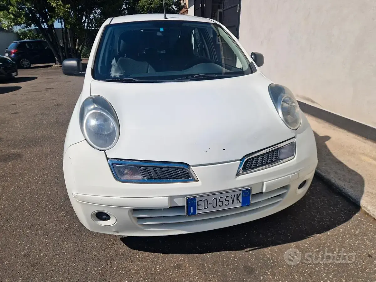 Usata Nissan Micra 78 CV (57 kW) 2010 Bianco Utilitaria