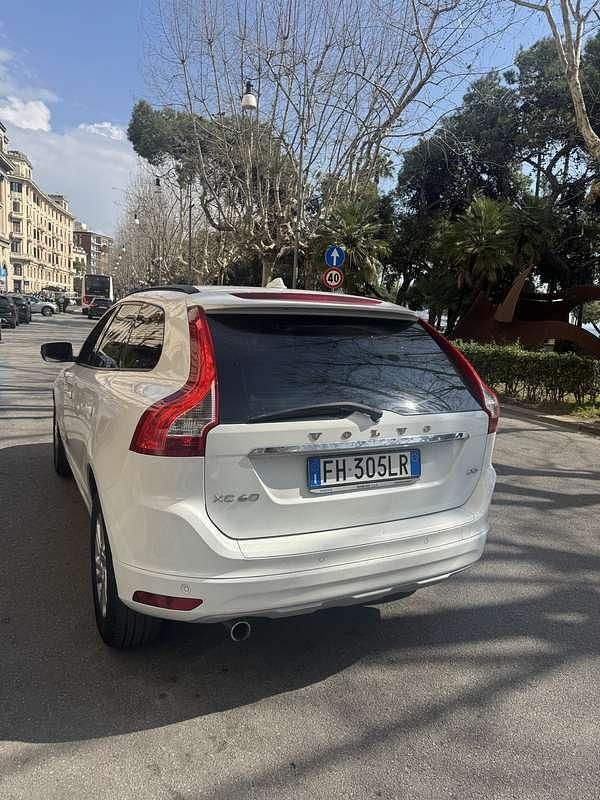 Usata Volvo XC60 Kinetic 205 CV (150 kW) 2017 SUV