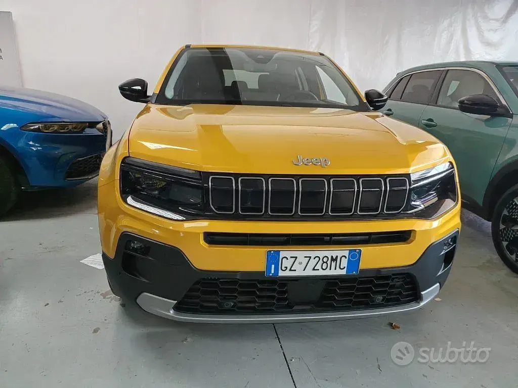 Usata Jeep Avenger Summit 101 CV (74 kW) 2025 Giallo SUV