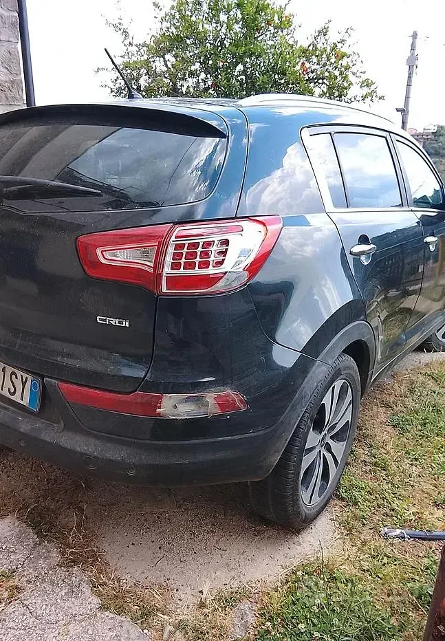 Usata Kia Sportage 115 CV (84 kW) 2012 Nero SUV