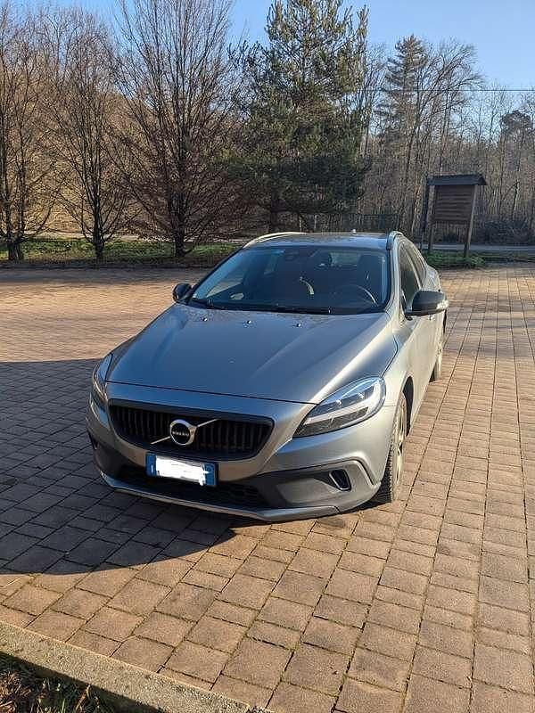 Usata Volvo V40 CC Kinetic 120 CV (88 kW) 2018 Station wagon
