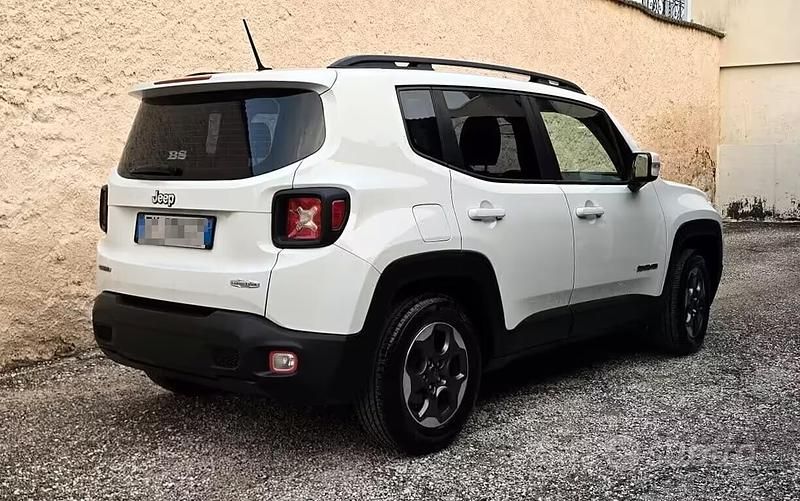 Usata Jeep Renegade Longitude 120 CV (88 kW) 2015 Bianco SUV