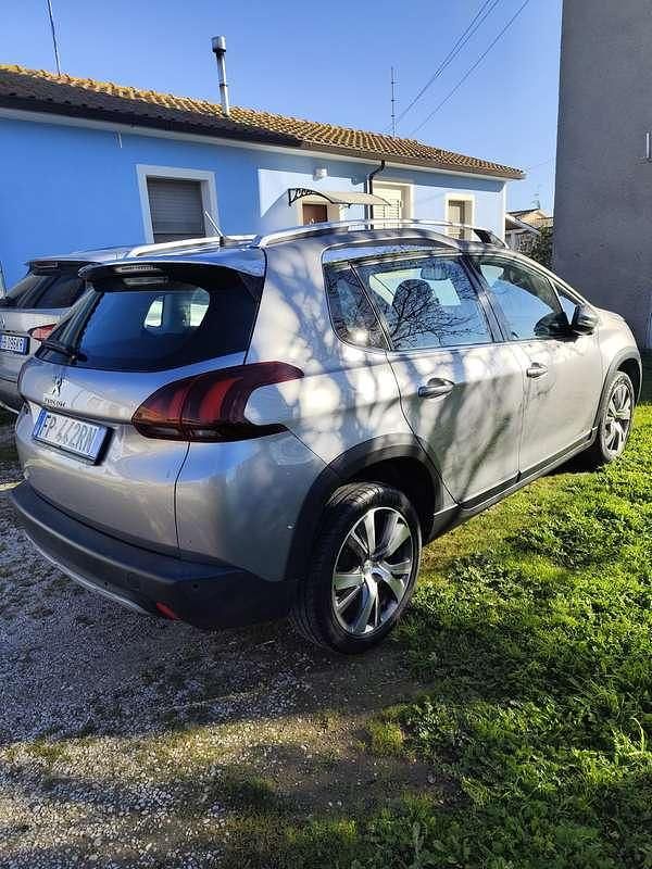 Usata Peugeot 2008 Allure 102 CV (75 kW) 2018 Grigio SUV
