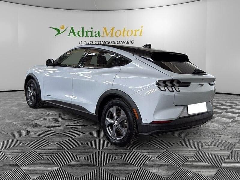 Occasion Ford Mustang Mach-E Standard Range 197 kW (269 PK) 2023 Wit SUV