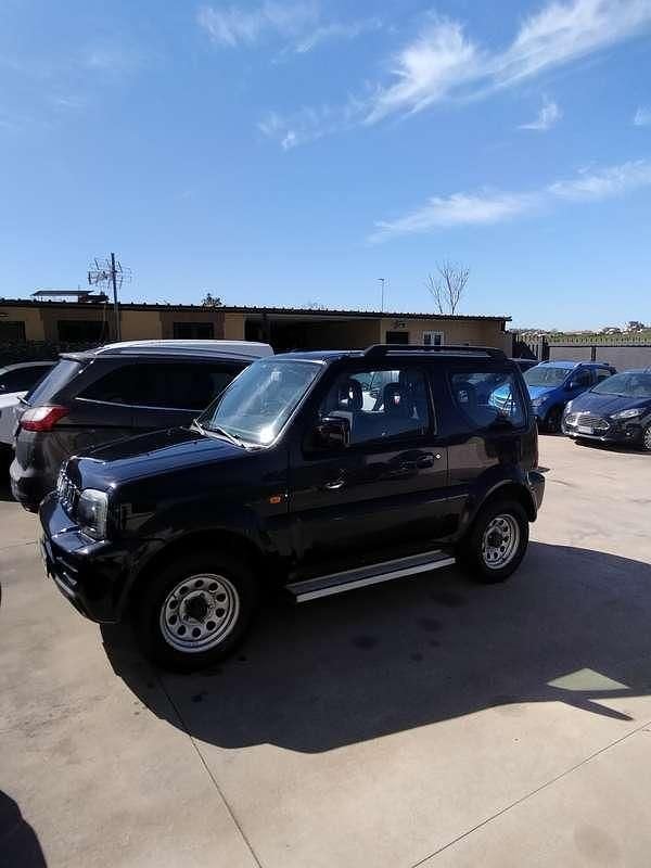 Usata Suzuki Jimny 82 CV (60 kW) 2010 SUV