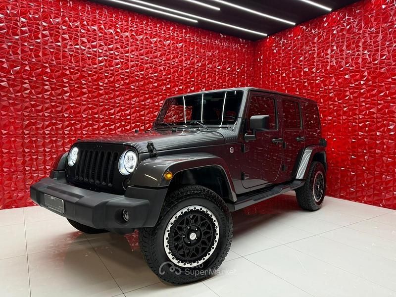 Usata Jeep Wrangler Night Eagle 200 CV (147 kW) 2018 Gray SUV