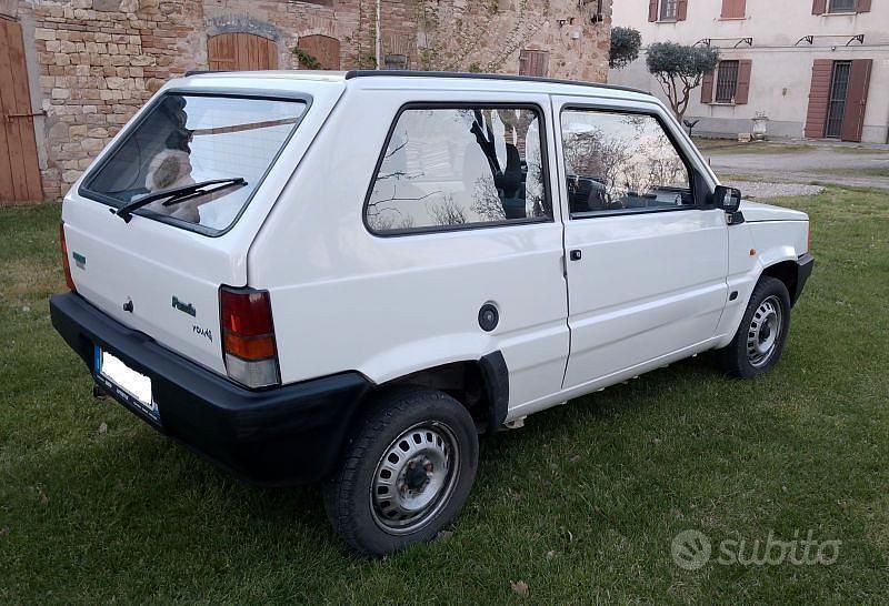 Usata Fiat Panda Young 39 CV (28 kW) 2000 Bianco Berlina