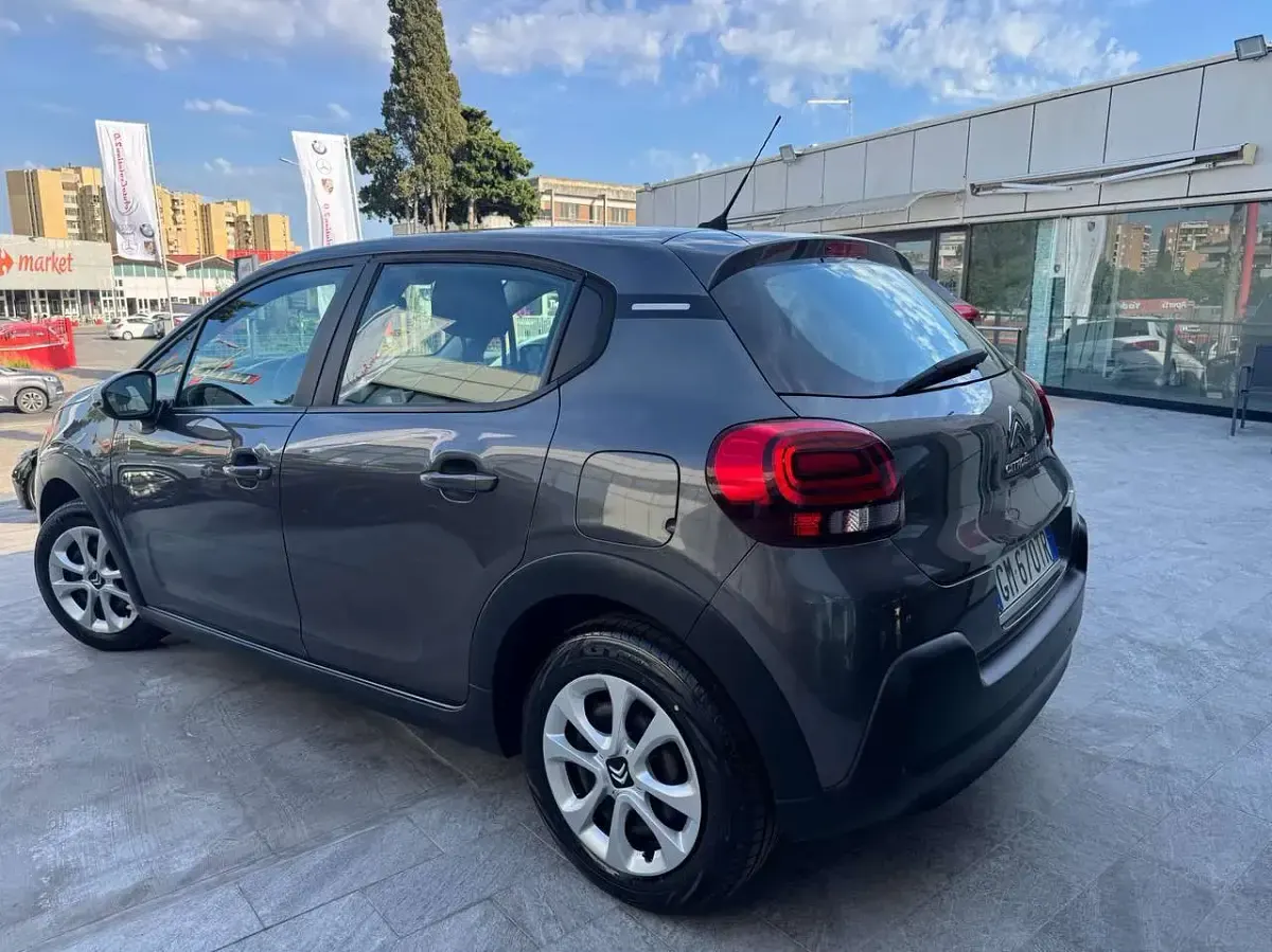 Usata Citroën C3 Feel 83 CV (61 kW) 2023 Grigio scuro Utilitaria