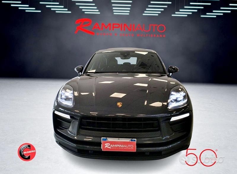 Usata Porsche Macan 265 CV (194 kW) 2023 Grigio SUV