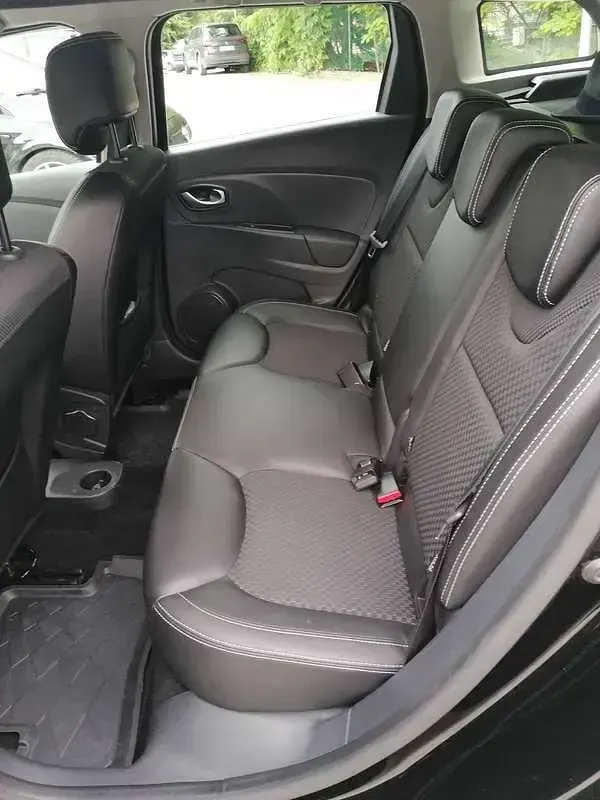 Usata Renault Clio 90 CV (66 kW) 2019 Nero Station wagon