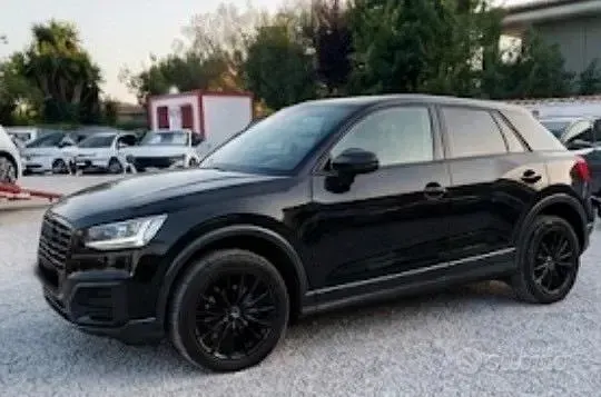 Usata Audi Q2 Business 116 CV (85 kW) 2019 Nero SUV