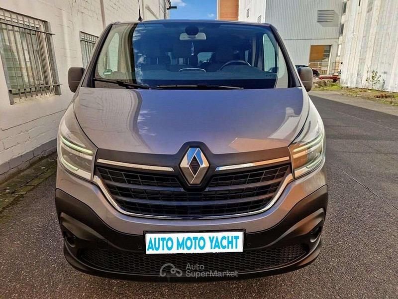 Usata Renault Trafic 170 CV (125 kW) 2020 Grigio Monovolume