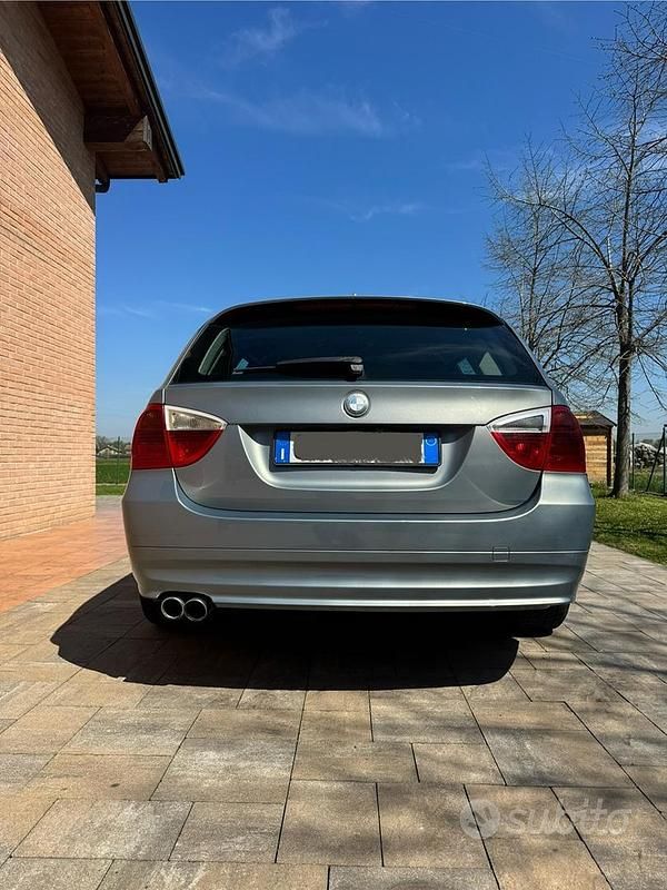 Usata BMW 330 2005 Grigio Station wagon
