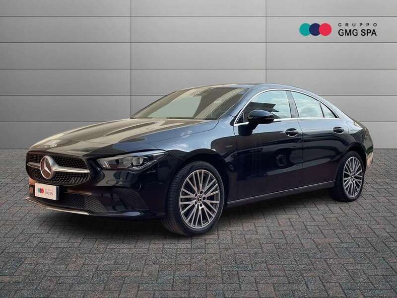 Nero Usata 2020 Mercedes CLA250e Tre volumi | 28.490 € (Buon prezzo) - Immagine 1/4
