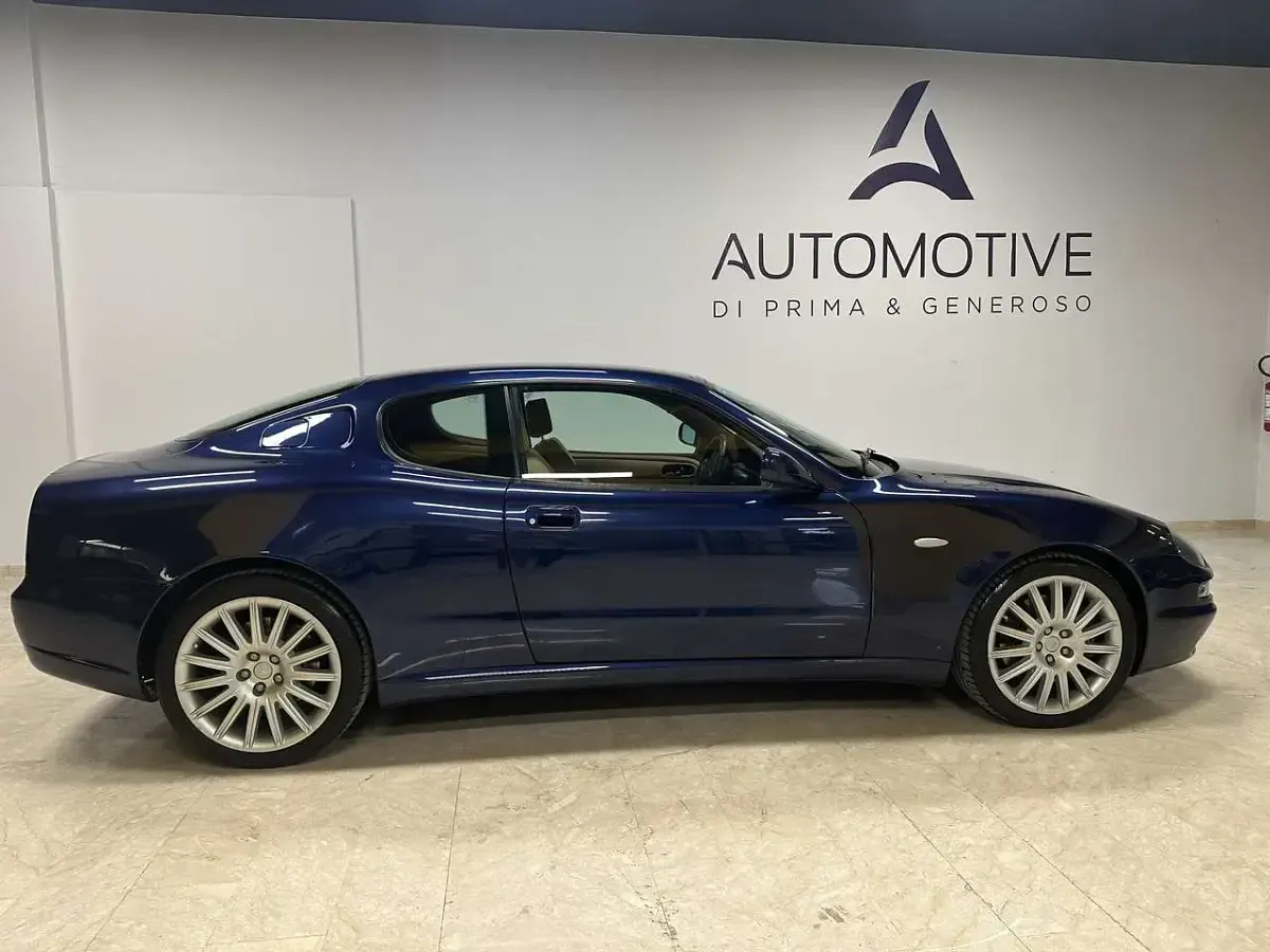 Usata Maserati 3200 368 CV (270 kW) 2000 Blu/azzurro Coupé