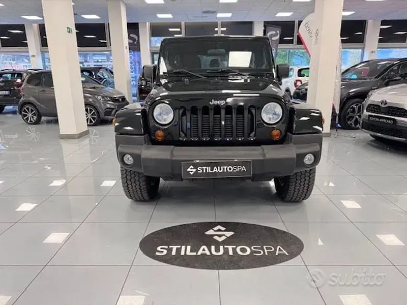 Begagnad Jeep Wrangler Sahara 200 HK (147 kW) 2012 Grön SUV