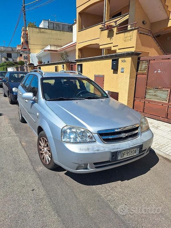 Usata Chevrolet Nubira 109 CV (80 kW) 2007 Grigio Station wagon