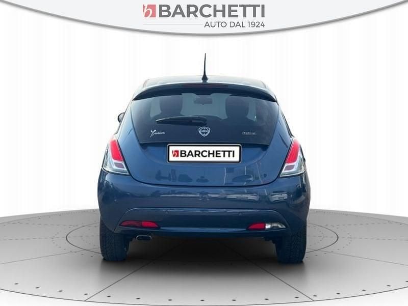 Usata Lancia Ypsilon Gold 69 CV (50 kW) 2021 Blu Utilitaria