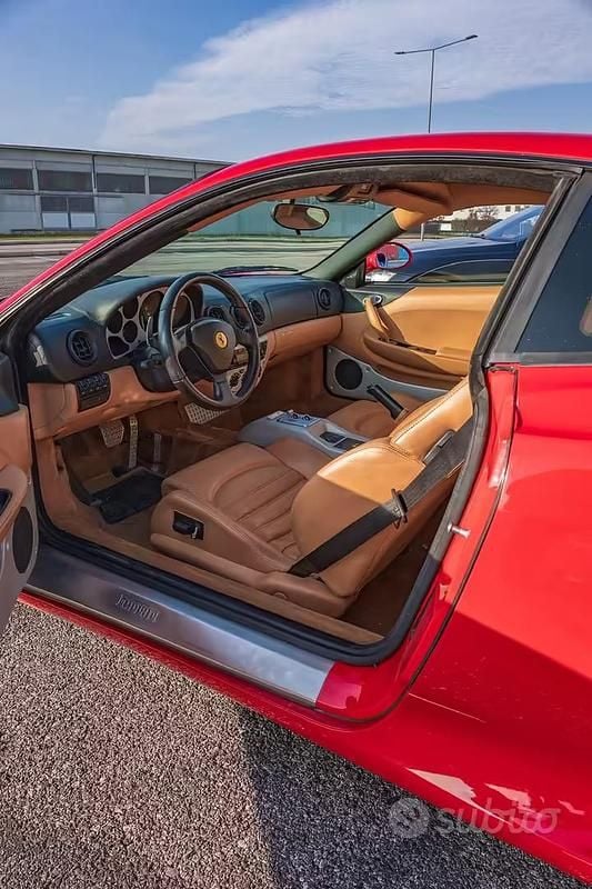 Usata Ferrari 360 400 CV (294 kW) 2000 Rosso Coupé