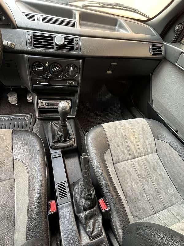 Usata Alfa Romeo 155 116 CV (85 kW) 1994 Rosso Berlina