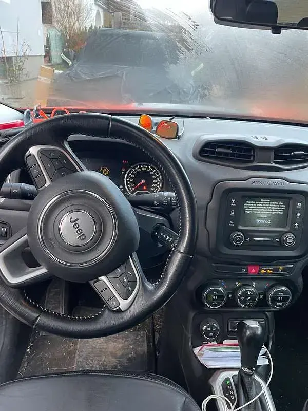 Usata Jeep Renegade Limited 140 CV (102 kW) 2016 Arancione SUV