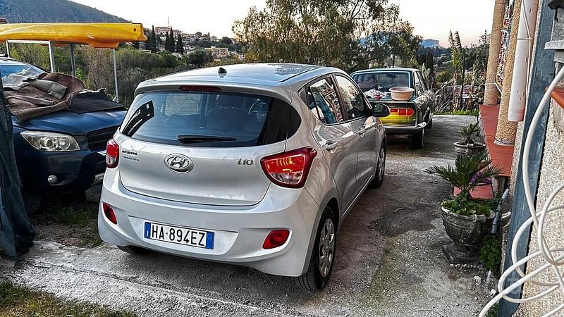 Usata Hyundai i10 2015 Grigio Utilitaria