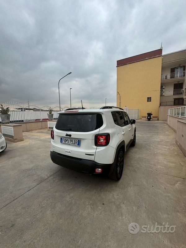 Usata Jeep Renegade 120 CV (88 kW) 2019 Bianco SUV