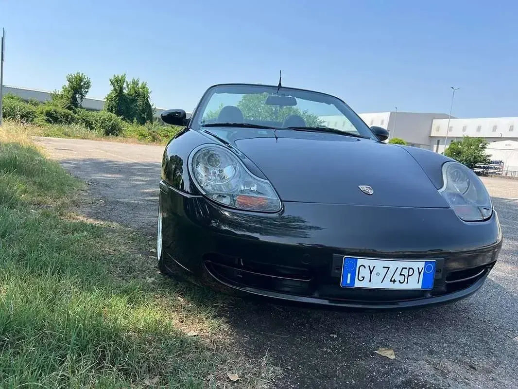 Usata Porsche 996 300 CV (220 kW) 1999 Nero Cabrio