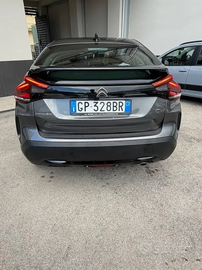 Usata Citroën C4 Shine 131 CV (96 kW) 2023 Grigio SUV