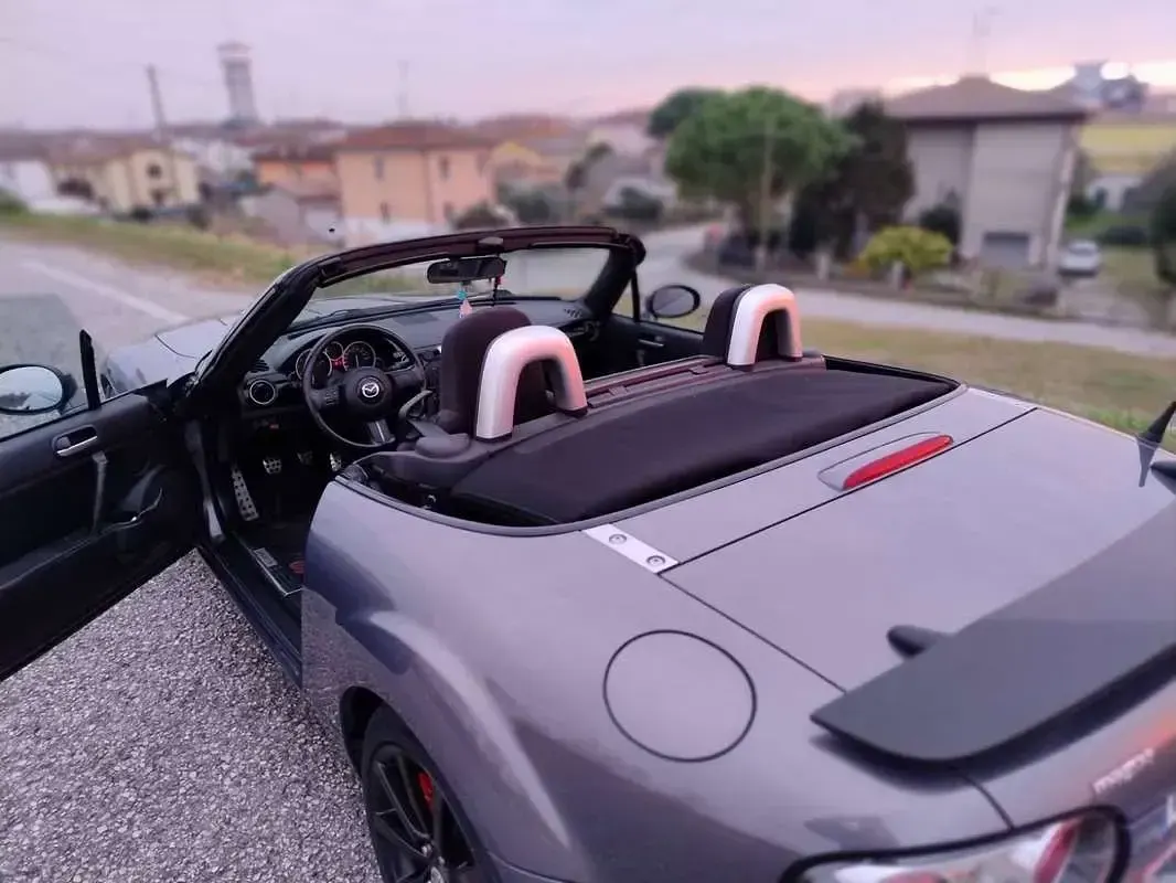 Usata Mazda MX5 High 160 CV (117 kW) 2007 Cabrio