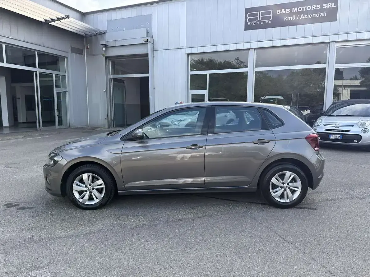Usata VW Polo Highline 95 CV (69 kW) 2020 Grigio Utilitaria