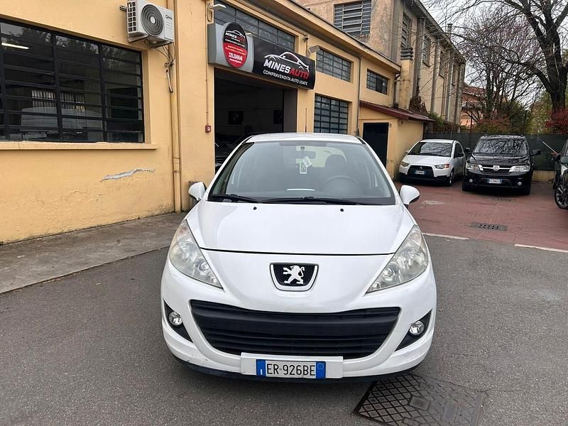 Usata Peugeot 207 70 CV (51 kW) 2013 Bianco Berlina