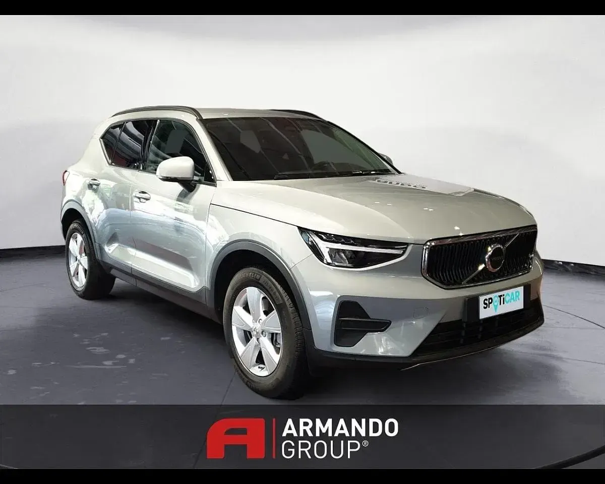 Usata Volvo XC40 163 CV (119 kW) 2024 Grigio SUV