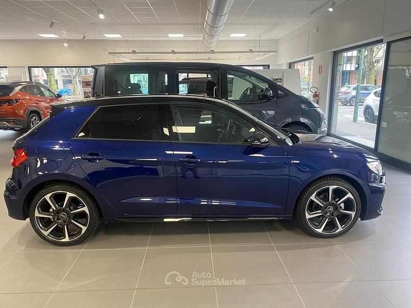 Usata Audi A1 Black Edition 116 CV (85 kW) 2025 Blu Berlina