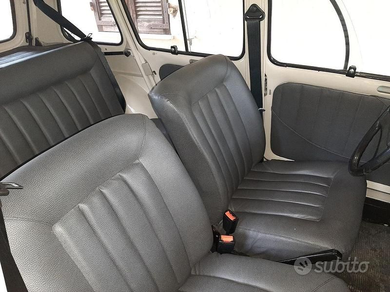 Usata Renault R4 34 CV (25 kW) 1983 Berlina