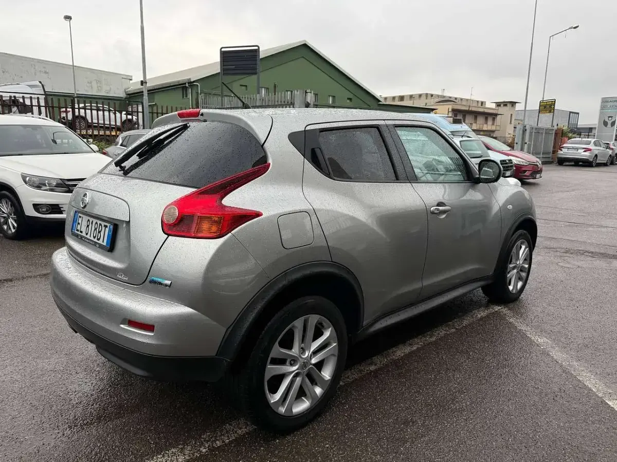 Usata Nissan Juke 110 CV (80 kW) 2011 Grigio SUV