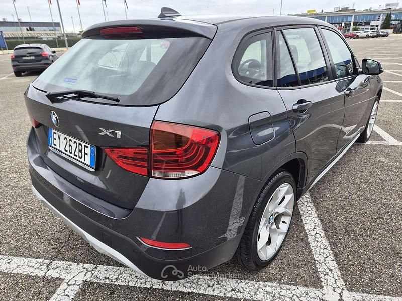Usata BMW X1 Sport Line 143 CV (105 kW) 2014 Grigio SUV