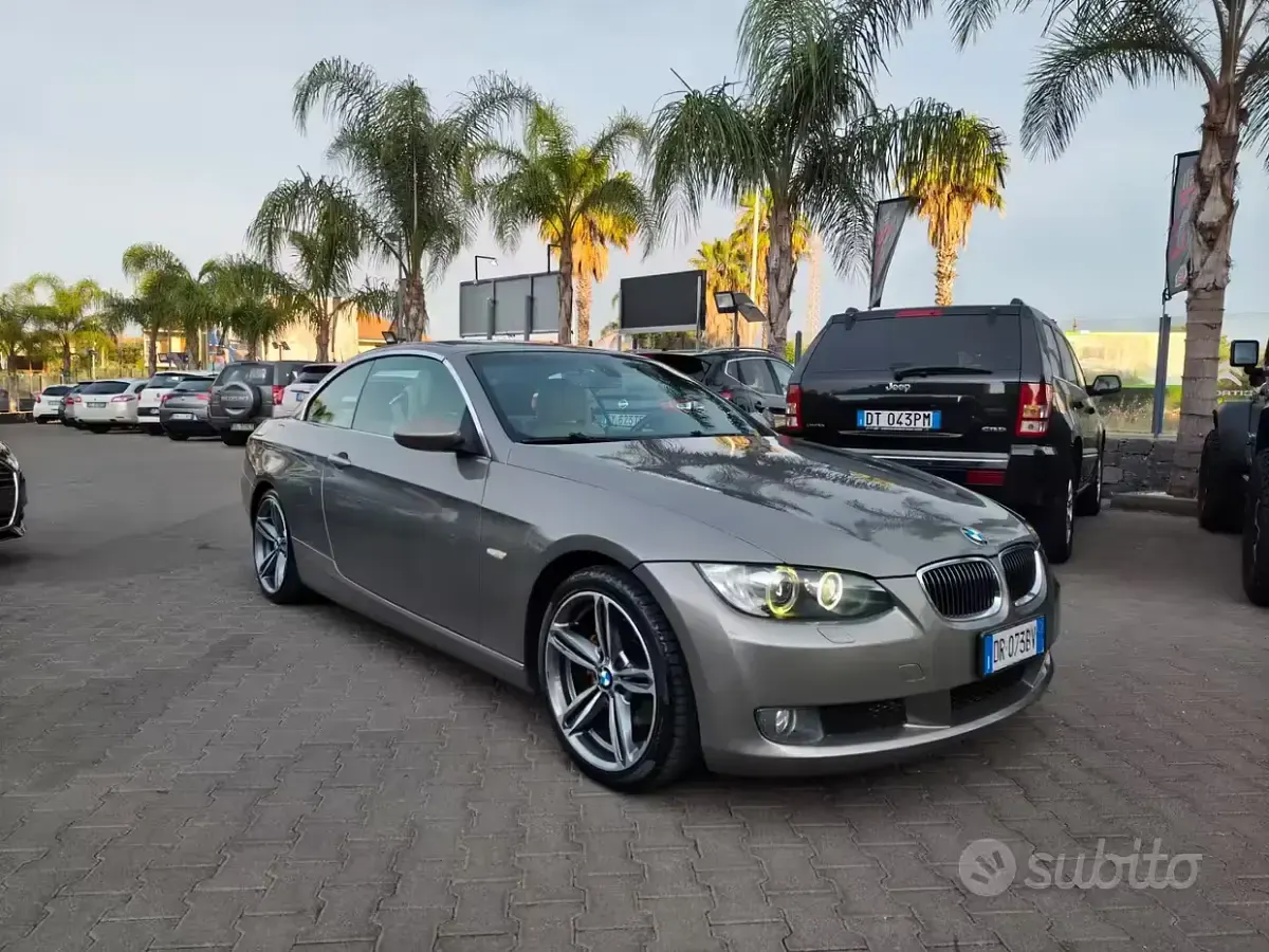 Usata BMW 320 Cabriolet M Sport 177 CV (130 kW) 2009 Cabrio