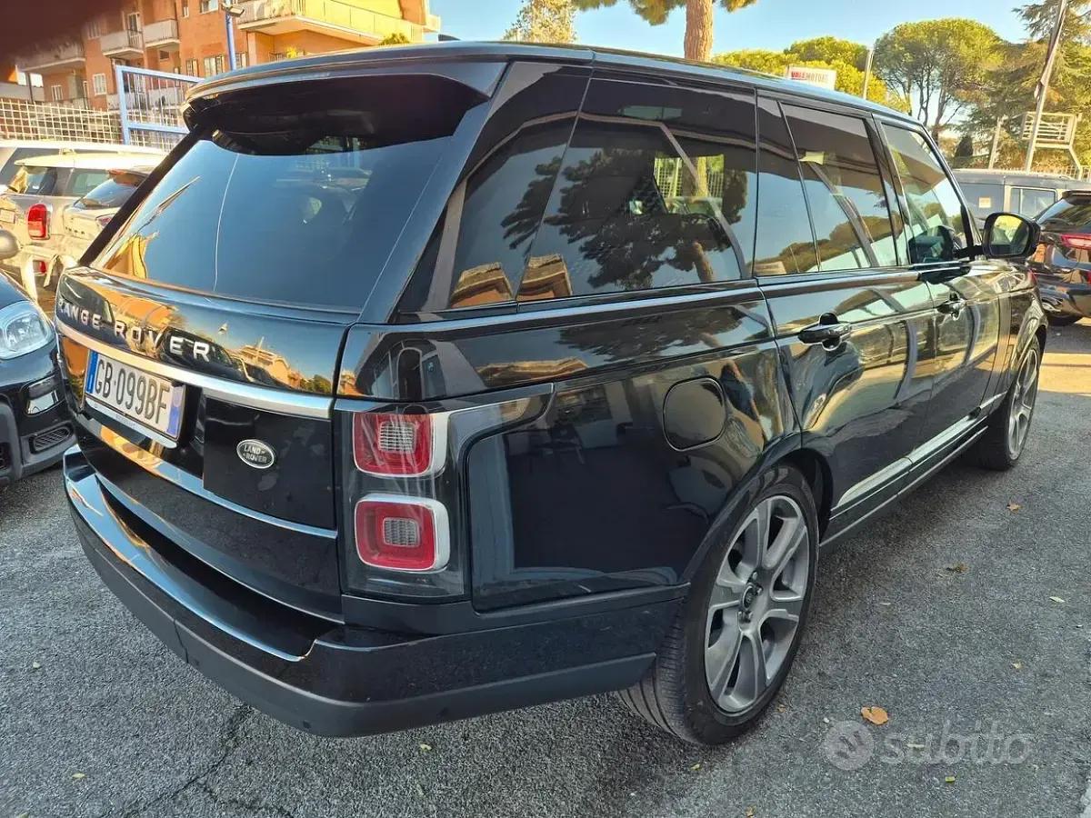 Usata Land Rover Range Rover Vogue 249 CV (183 kW) 2020 Nero SUV
