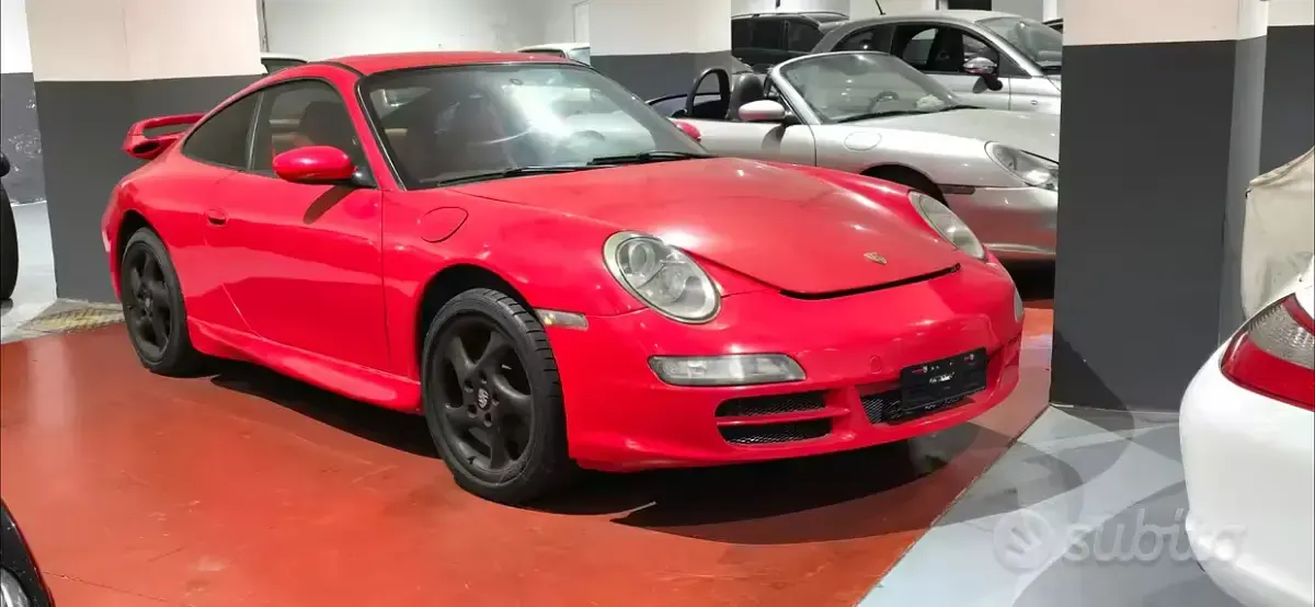 Usata Porsche 911 Carrera 4 1998 Rosso Coupé