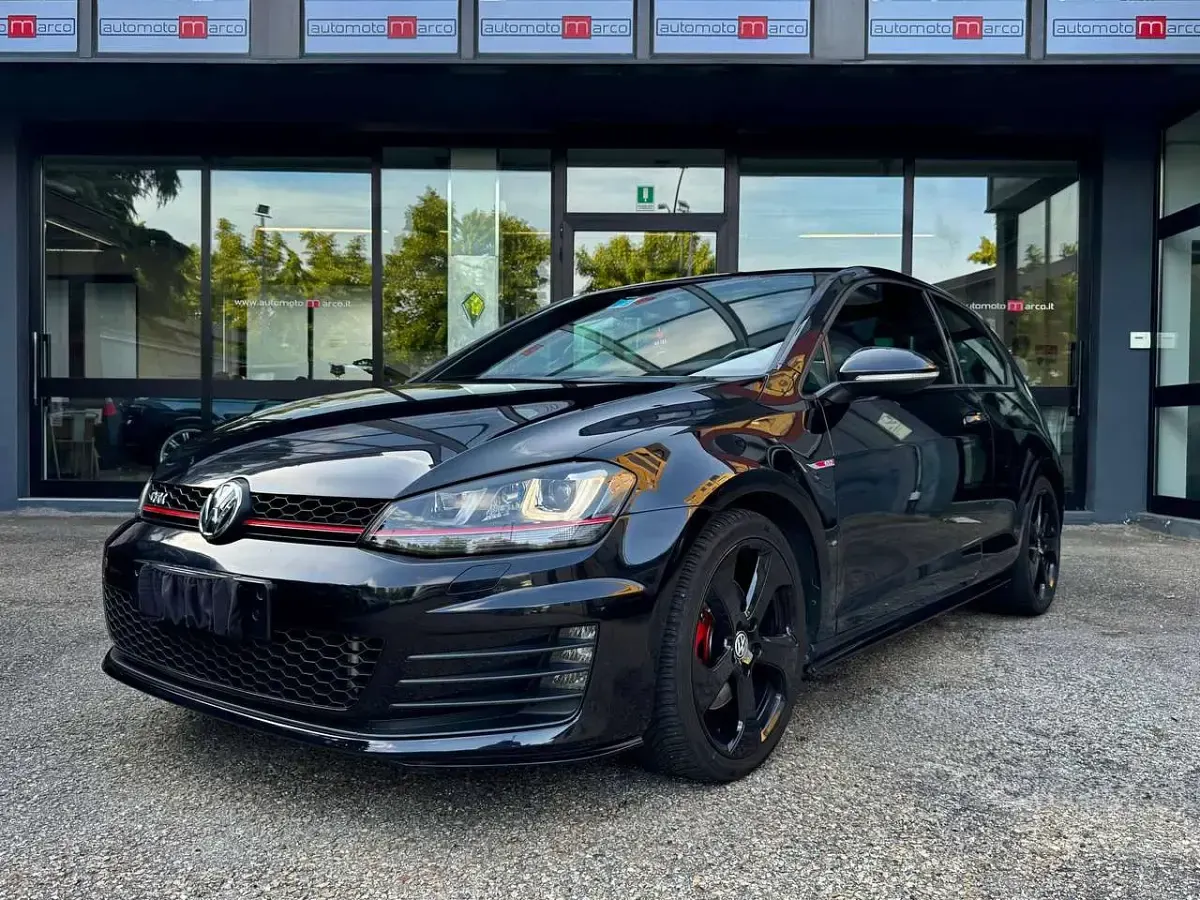 Usata VW Golf VII GTI 220 CV (161 kW) 2014 Other Berlina