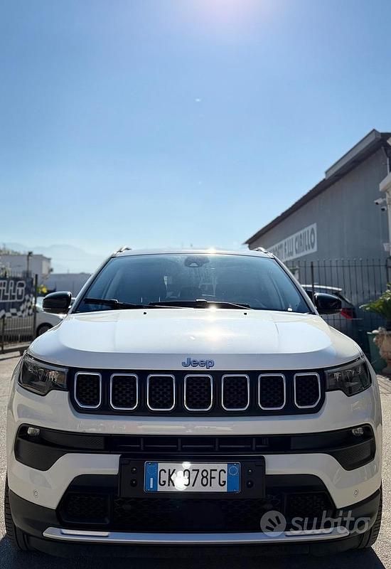 Bianco Usata 2022 Jeep Compass SUV | 14.800 € (Super prezzo) - Immagine 1/4