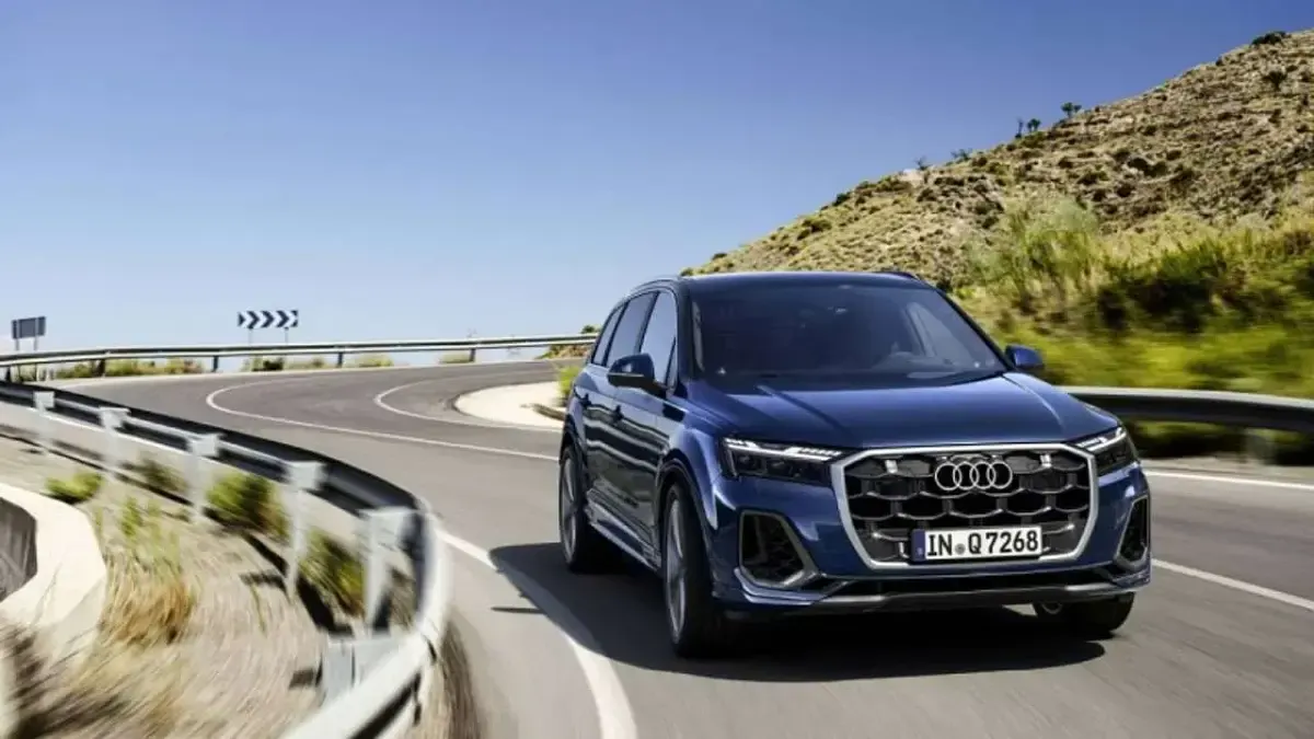 Nuova Audi Q7 S-Line 340 CV (250 kW) 2025 Argento SUV
