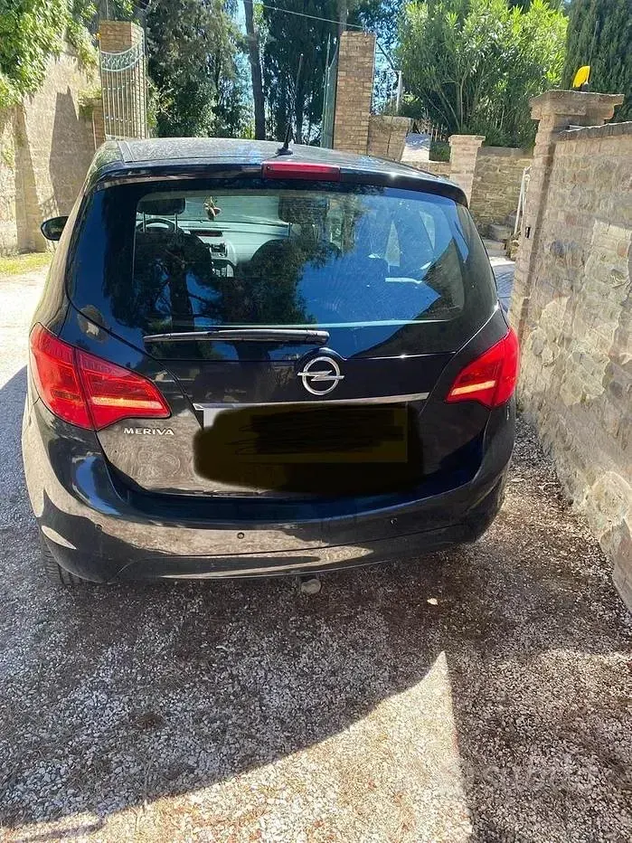 Usata Opel Meriva 101 CV (74 kW) 2015 Monovolume