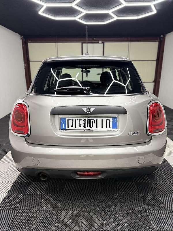 Usata Mini ONE 75 CV (55 kW) 2019 Utilitaria