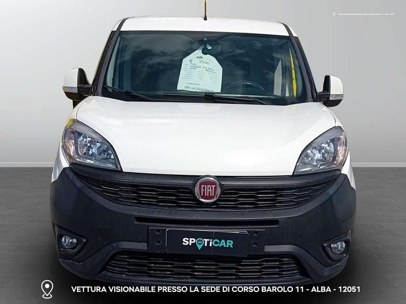 Usata Fiat Doblò 120 CV (88 kW) 2017 Bianco Monovolume